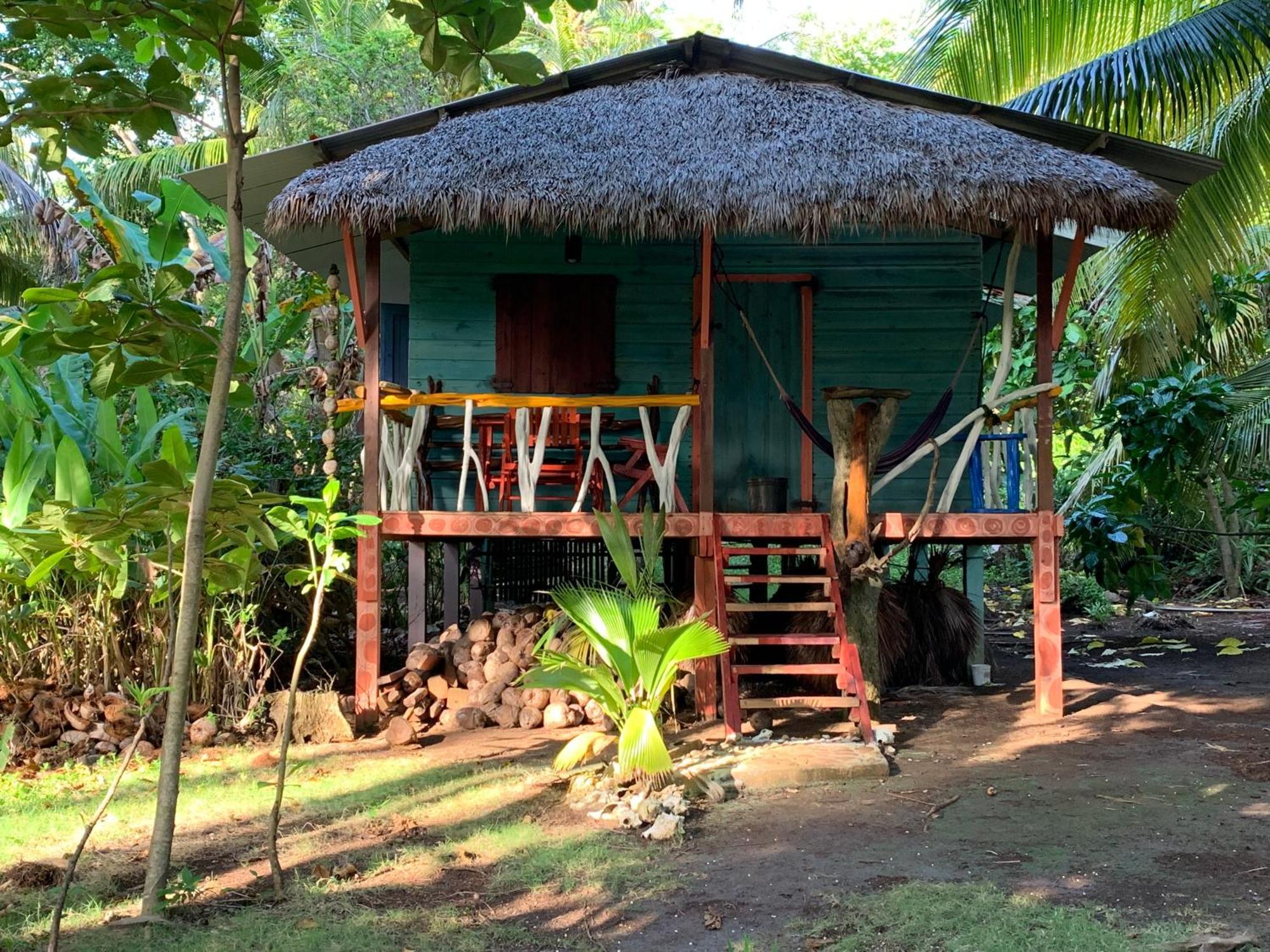 Villa Ensuenos Miskita House Little Corn Island Exterior foto